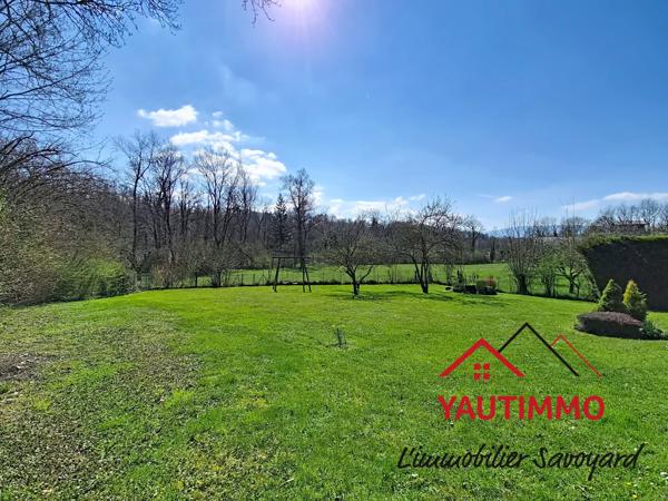 Bonne (74380) Maison atypique 100 m² avec terrain 1 800 m² – Bonne – Proche Genève