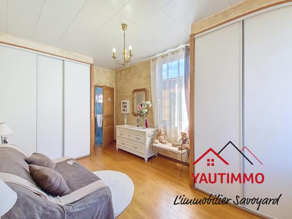 Bonne (74380) Maison atypique 100 m² avec terrain 1 800 m² – Bonne – Proche Genève