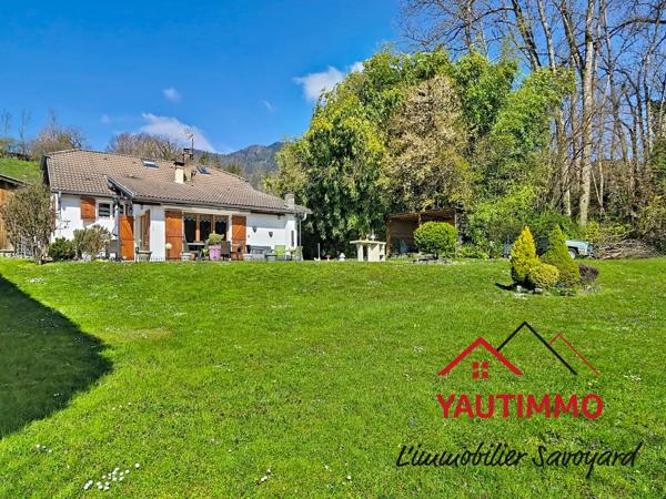 Bonne (74380) Maison atypique 100 m² avec terrain 1 800 m² – Bonne – Proche Genève