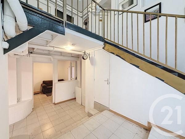 à vendre  147,22 m2 PARIS - 75020