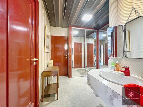 Vente Maison 8 pièces 308 m2 à Roanne
