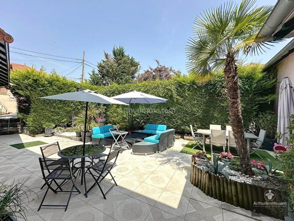 Vente Maison 8 pièces 308 m2 à Roanne