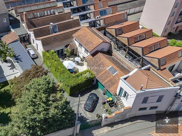 Vente Maison 8 pièces 308 m2 à Roanne