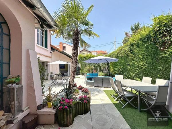 Vente Maison 8 pièces 308 m2 à Roanne