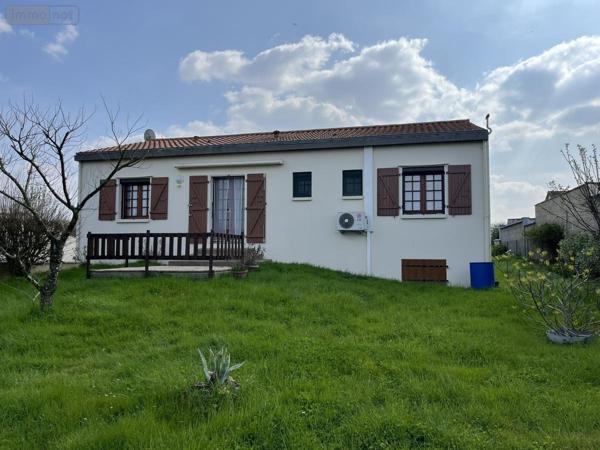 Maison à vendre à Mouzeuil-Saint-Martin en Vendée (85370), ref : 85088-2321