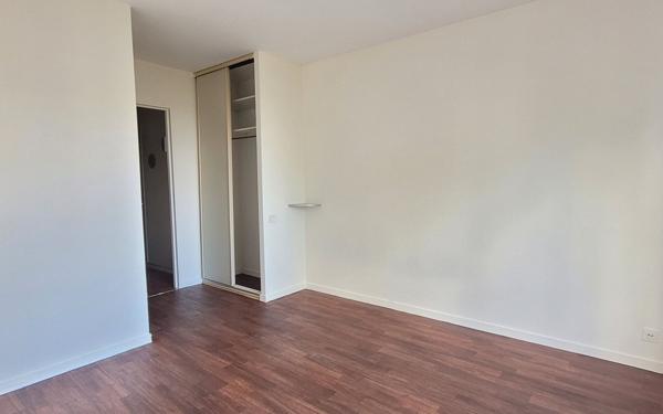 Appartement à louer    2 pièces • 63,03 m2 Issy-les-Moulineaux