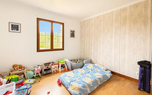 Maison à vendre    7 pièces •  Étampes