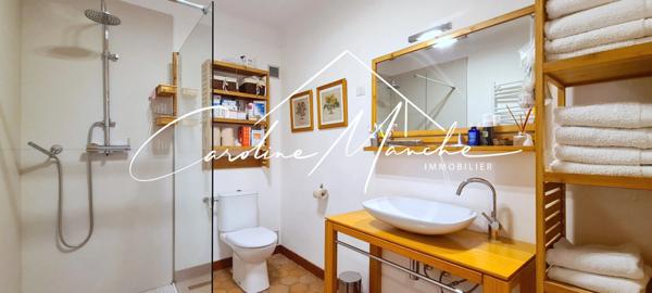 Villa provençale T6 de 175m² - terrasse, garage et terrain de 1000m²