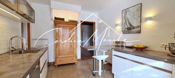 Villa provençale T6 de 175m² - terrasse, garage et terrain de 1000m²