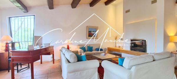 Villa provençale T6 de 175m² - terrasse, garage et terrain de 1000m²