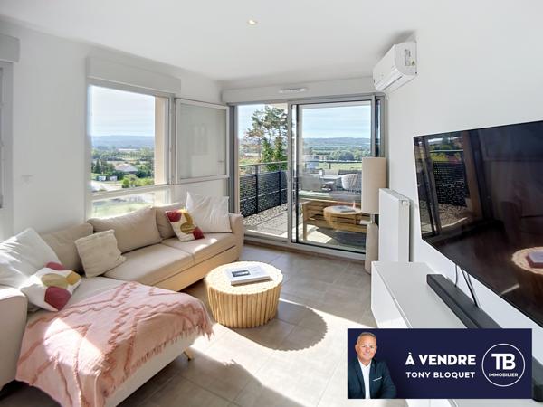 FRONTONAS - GRAND T3 AVEC TERRASSE - GARAGE FERME - PLACE DE PARKING