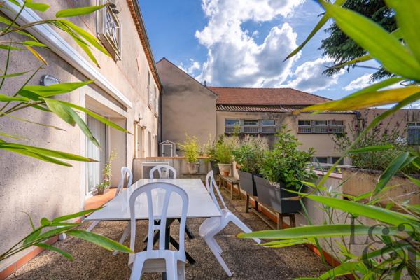 Appartement T3 avec terrasse à vendre à Villeneuve-sur-Lot.