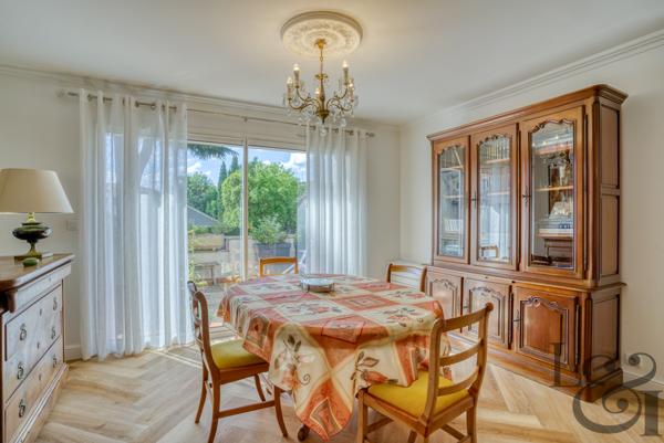 Appartement T3 avec terrasse à vendre à Villeneuve-sur-Lot.