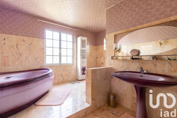 Maison à vendre 6 pièces 156 m² Aulnay-sur-Iton