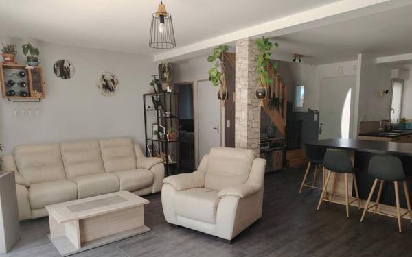 Maison à vendre    4 pièces • 120 m2 Fosseuse