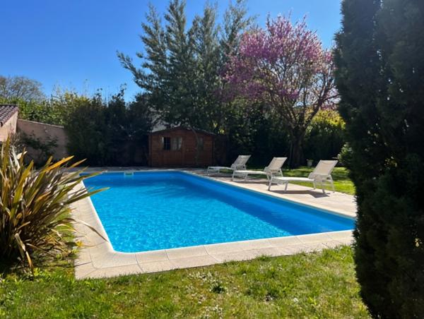 Maison 8 pièces à vendre Châtellerault - 86100 / Réf: 11966