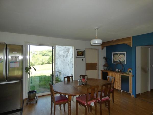 À vendre - Maison plain-pied, 5 pièces située à Castéra-Verduzan (32410)