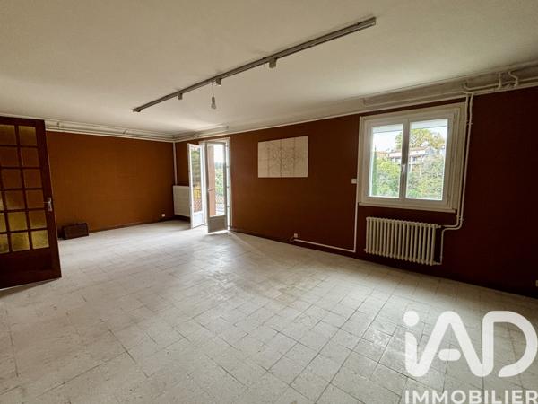 Maison à vendre 8 pièces 205 m² Aubenas