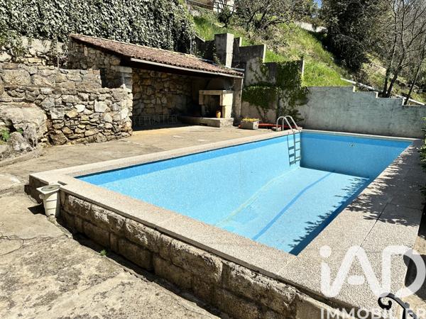 Maison à vendre 8 pièces 205 m² Aubenas