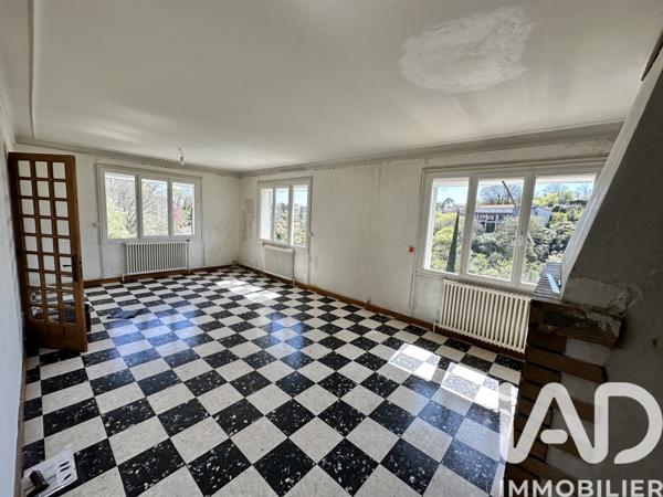 Maison à vendre 8 pièces 205 m² Aubenas