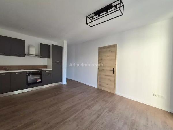 Location                                                      Appartement
                        
                     2 pièces                      47 m2                     à Callas