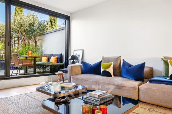 Duplex à l'avant dernier étage et sa terrasse paysagée