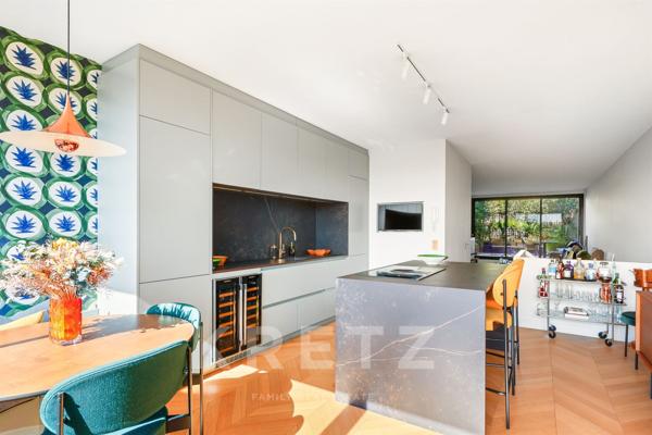 Duplex à l'avant dernier étage et sa terrasse paysagée