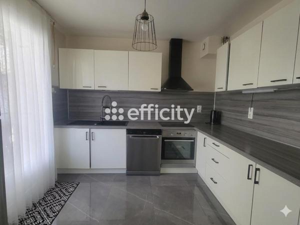 Maison
         7 pièces
        - 135 m² 289 000 € *