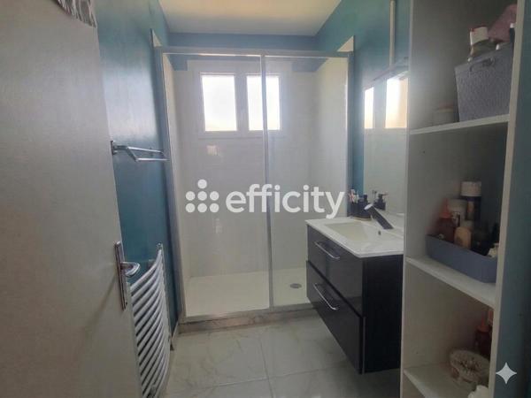Maison
         7 pièces
        - 135 m² 289 000 € *