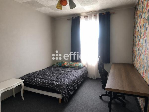 Maison
         7 pièces
        - 135 m² 289 000 € *