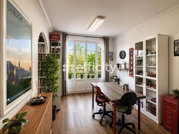 Appartement
         5 pièces
        - 85 m² Exclusivité 298 000 € *
