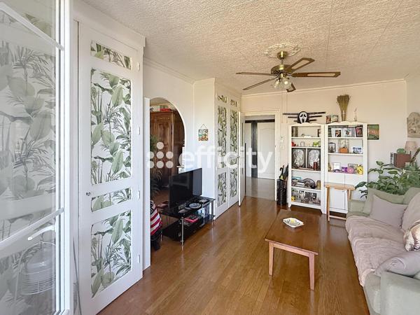 Appartement
         5 pièces
        - 85 m² Exclusivité 298 000 € *