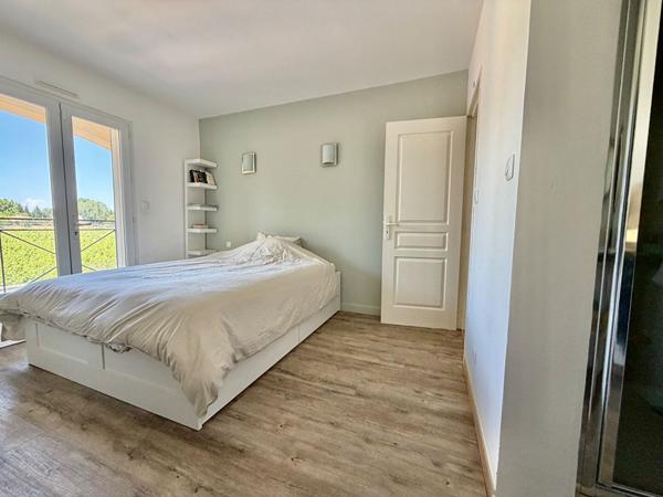 Maison 7 pièces 220 m2