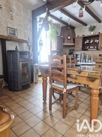 Maison à vendre 9 pièces 192 m² Saint-Gervais-les-Trois-Clochers