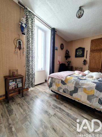 Maison à vendre 9 pièces 192 m² Saint-Gervais-les-Trois-Clochers