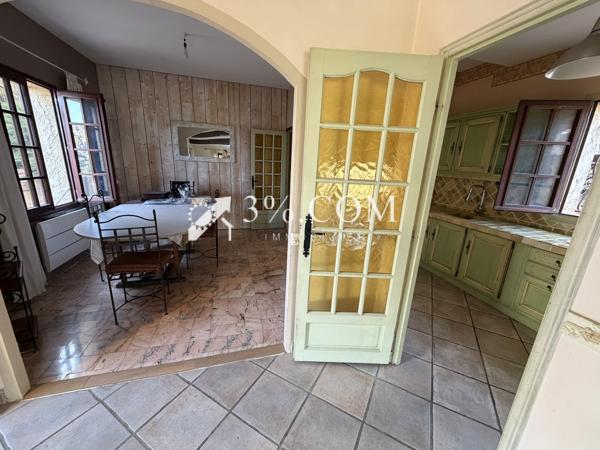 Maison
                                                                                                                                                                                                                                                                                                                        5 pièce(s)                                                                                                                                                                                                          3 chambre(s)                                                                                                                                                                                                          141  m²
