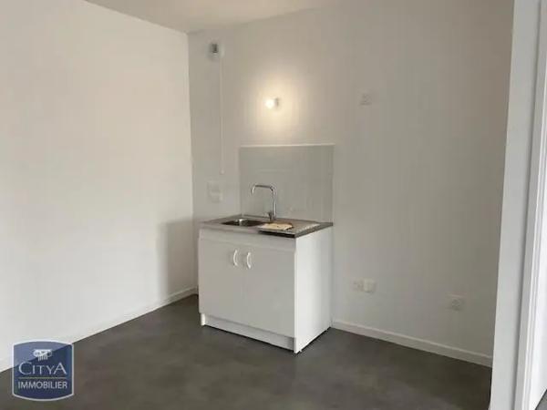 Appartement à louer 2 pièces 40.6m² Fontenay-sous-Bois (94120)