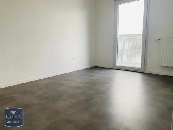 Appartement à louer 2 pièces 40.6m² Fontenay-sous-Bois (94120)