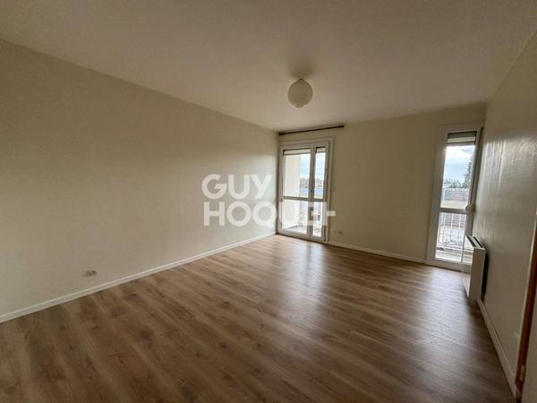 Studio à louer ? 38,5 m² avec balcon. Réf. 5787