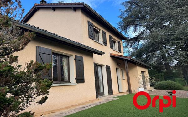 Maison à vendre    5 pièces •  Saint-Genis-Laval