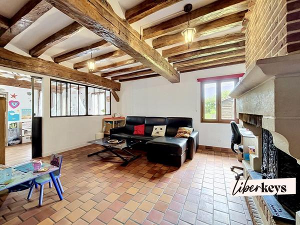 Maison normande de caractère  sur 1818 m² de terrain - 4 chambres - garage