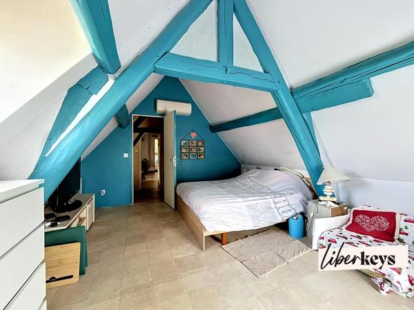 Maison normande de caractère  sur 1818 m² de terrain - 4 chambres - garage