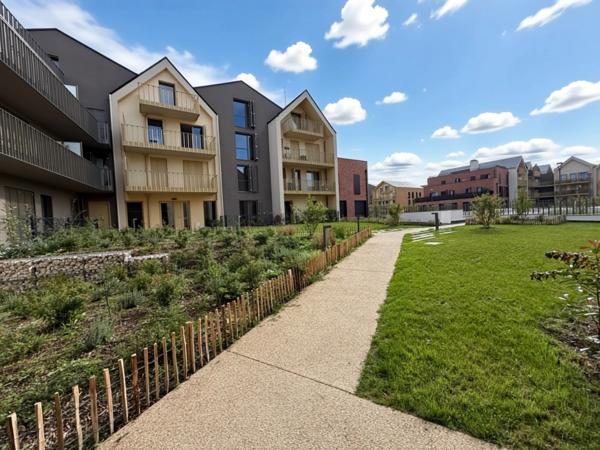 SENLIS - Appartement 3 pièces neuf (2025), de 60m² au 3eme et dernier étage dans un tout nouveau quartier à 500m du coeur de ville