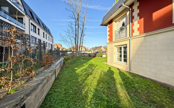 Appartement à vendre    3 pièces • 64,85 m2 Benerville-sur-Mer