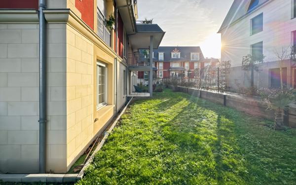 Appartement à vendre    3 pièces • 64,85 m2 Benerville-sur-Mer