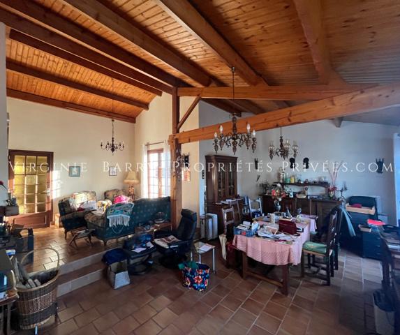 BELLE MAISON T5 DE PLAIN PIED NON MITOYENNE