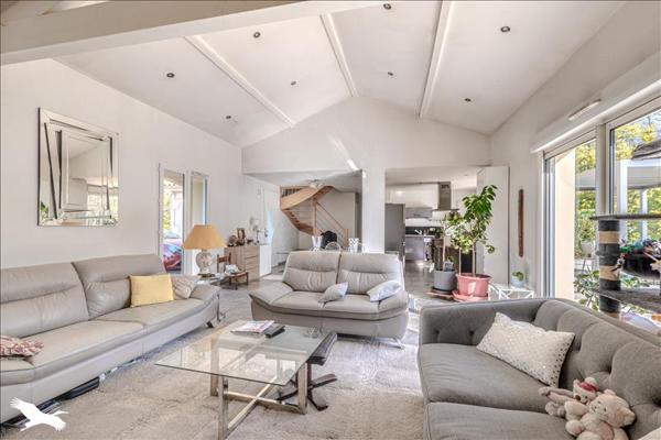 Maison à vendre |  Chamboret |  4 pièces | 144 m²