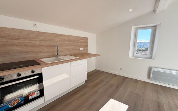 Appartement à vendre    2 pièces • 45,46 m2 Peymeinade