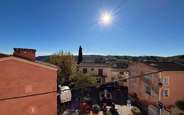 Appartement à vendre    2 pièces • 45,46 m2 Peymeinade