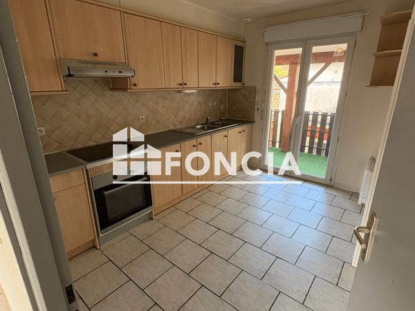 Location Appartement 4 pièces 94 m² - 1c Mont De Marsan 40000